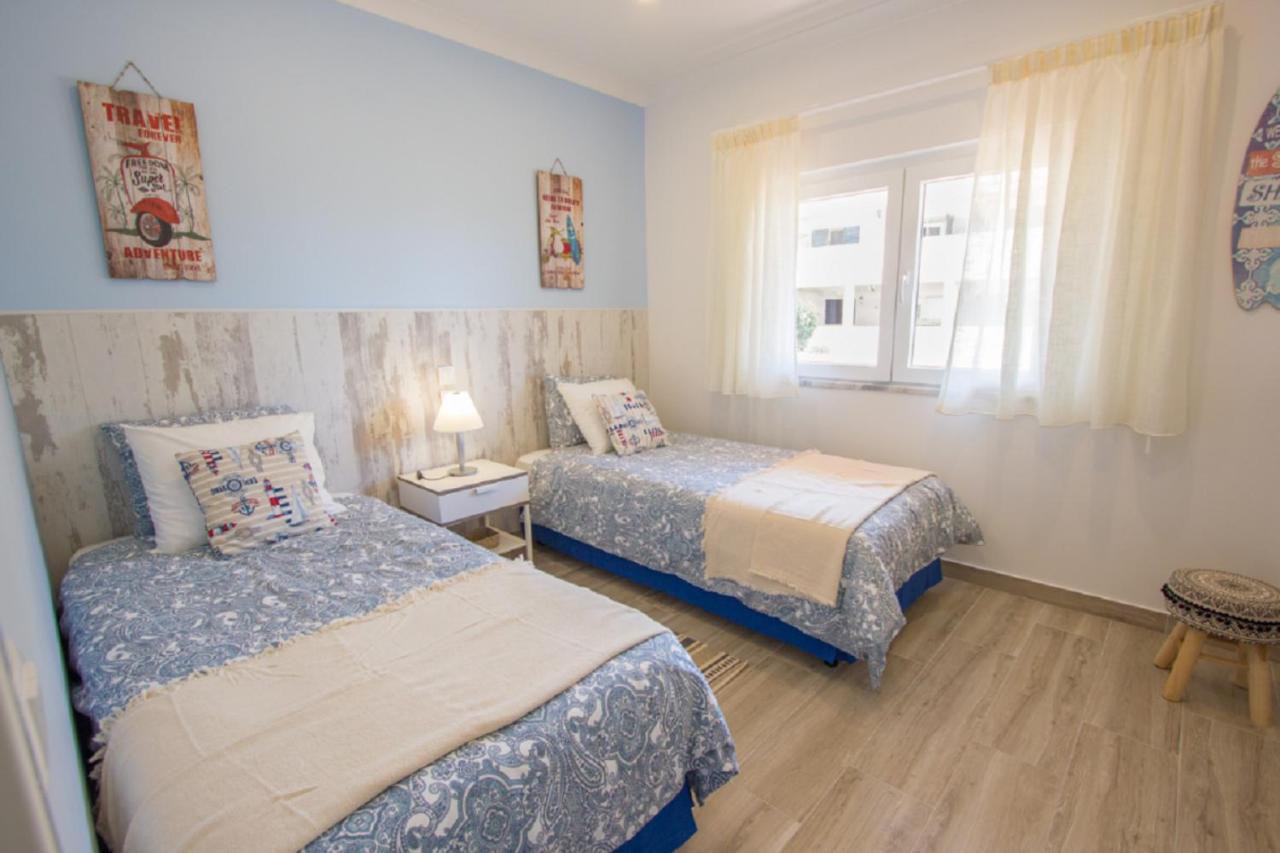 Luxury Sea View 200m & 10min Centre Apartment Lagos