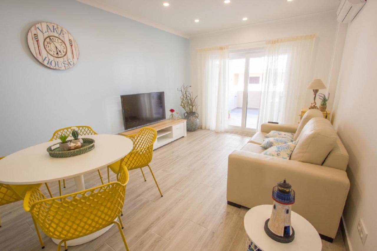 Luxury Sea View 200m & 10min Centre Apartment Lagos