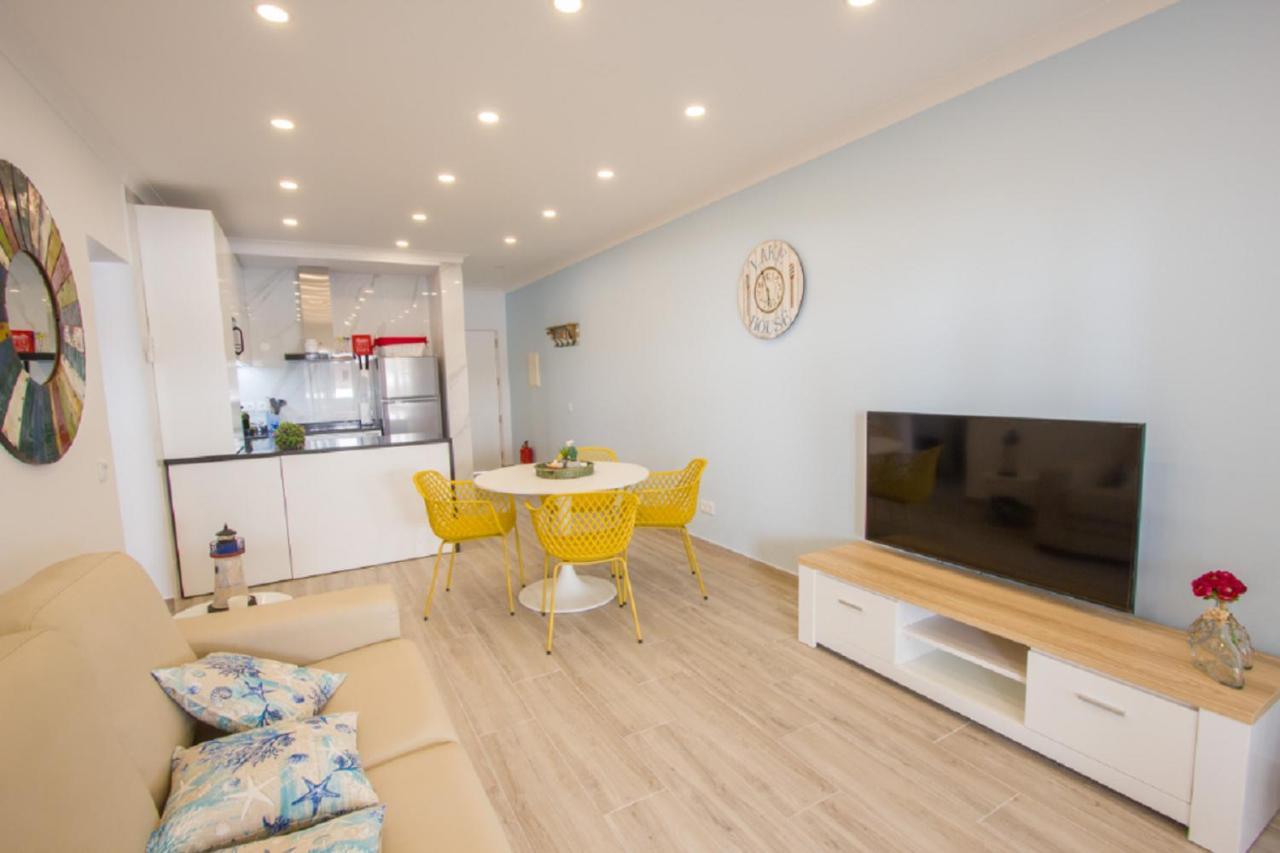 Luxury Sea View 200m & 10min Centre Apartment